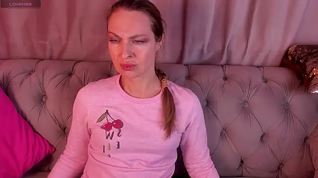 GwenCarter online show from 01-19-25, 11:23