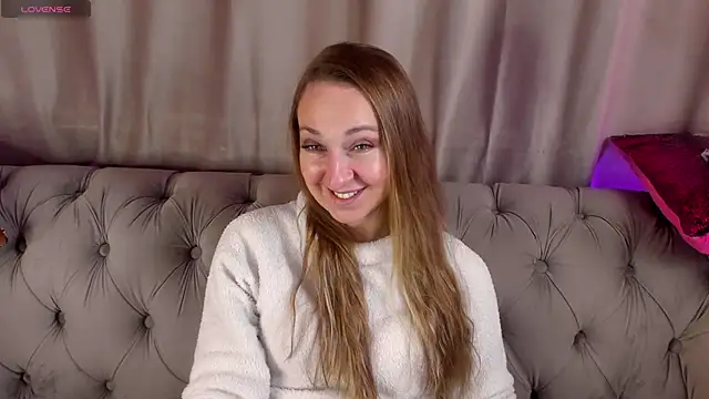 GwenCarter online show from 02-13-25, 12:11