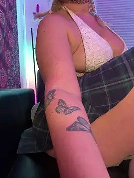 NastyMilf  online show from 03-20-25, 09:04