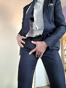 Snapshot of Justforoneday chatting on 03-04-25, 11:40 Justforoneday online show from 03-04-25, 11:40