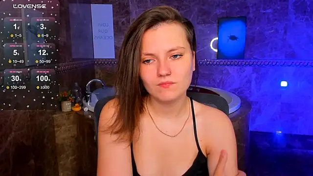 MelindaTin online show from 06-20-26, 01:43