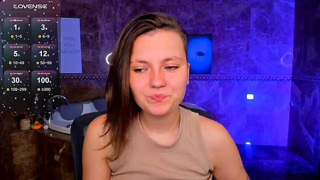 MelindaTin online show from 07-17-26, 01:36