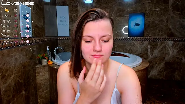 MelindaTin online show from 11-30-25, 12:22