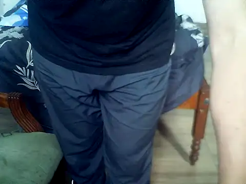 Latinjim29 online show from 12-20-25, 05:49