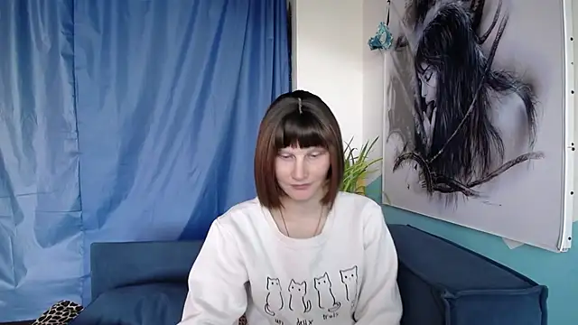 cornflower mm online show from 05-18-26, 02:01