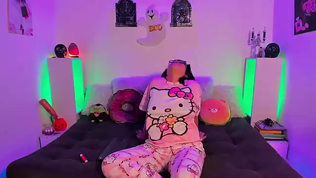 LillyCandy online show from 10-20-25, 03:08