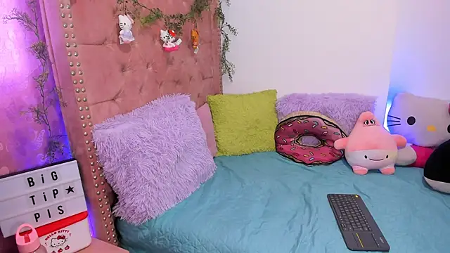 LillyCandy online show from 06-21-26, 06:14