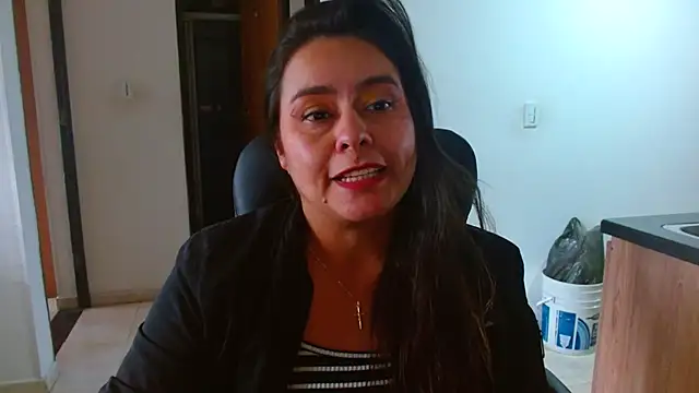 Ixchel Anaid online show from 05-08-26, 02:32