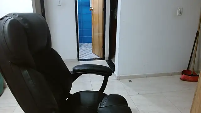 Ixchel Anaid online show from 03-27-26, 12:06