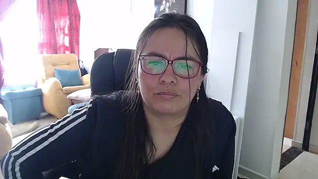 Ixchel Anaid online show from 09-26-25, 01:18