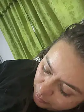 Ixchel Anaid online show from 06-07-26, 01:05