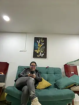 Ixchel Anaid online show from 05-09-26, 11:30