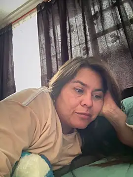 Ixchel Anaid online show from 04-19-26, 01:12