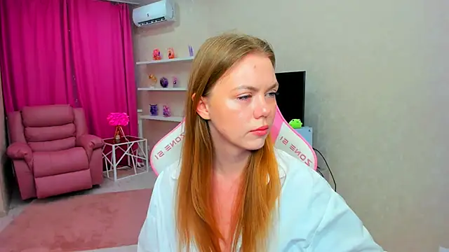 Strawberrye online show from 05-30-26, 03:24