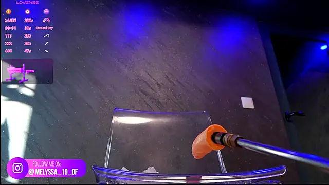 im-your-lovee online show from 10-11-25, 06:14