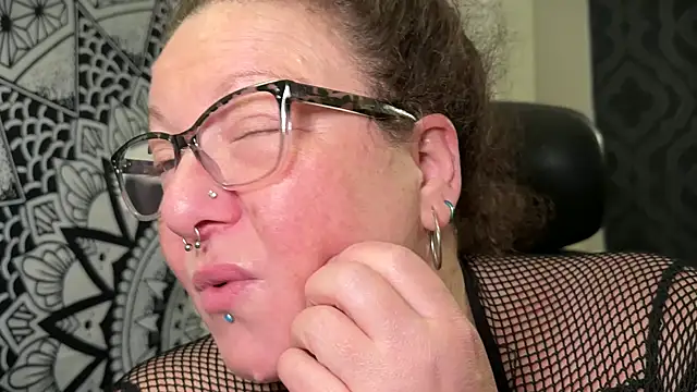 Miss Phat Booty online show from 09-27-25, 01:34