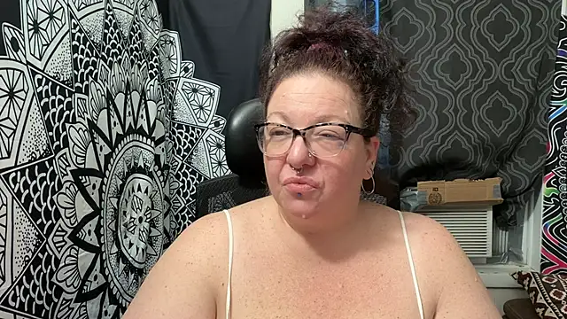 Miss Phat Booty online show from 05-24-26, 04:45