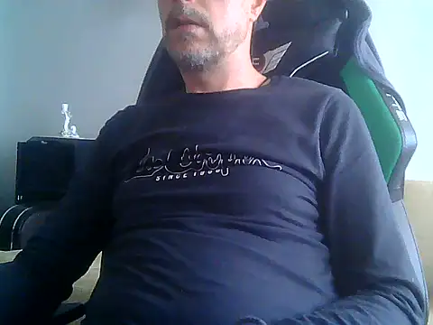 Snapshot of boran34 chatting on 05-18-26, 03:50 boran34 online show from 05-18-26, 03:50