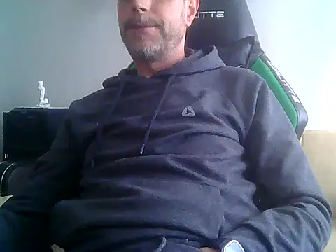 Snapshot of boran34 chatting on 04-28-26, 03:49 boran34 online show from 04-28-26, 03:49