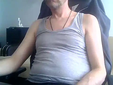 Snapshot of boran34 chatting on 05-26-26, 11:08 boran34 online show from 05-26-26, 11:08