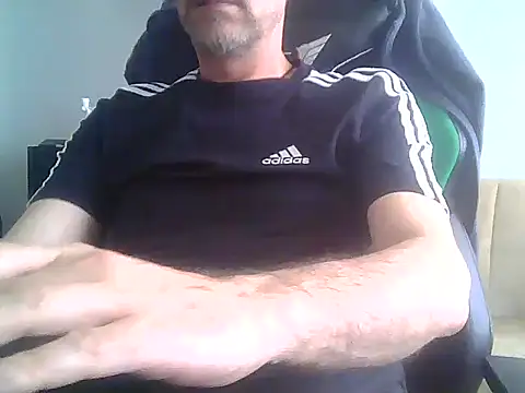 Snapshot of boran34 chatting on 05-31-26, 10:10 boran34 online show from 05-31-26, 10:10