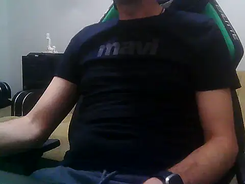 Snapshot of boran34 chatting on 06-13-26, 10:08 boran34 online show from 06-13-26, 10:08