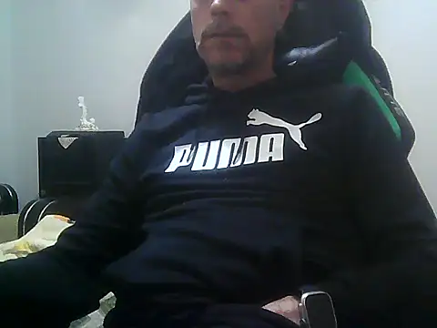 Snapshot of boran34 chatting on 04-23-26, 08:21 boran34 online show from 04-23-26, 08:21