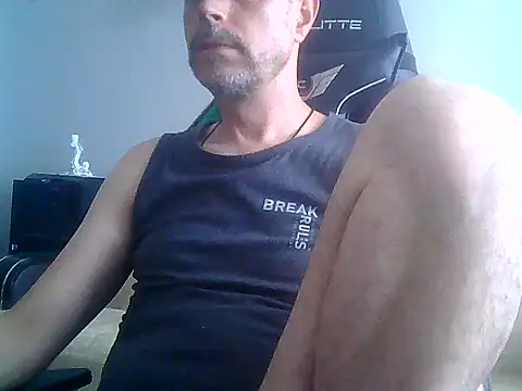 Snapshot of boran34 chatting on 07-03-26, 04:13 boran34 online show from 07-03-26, 04:13