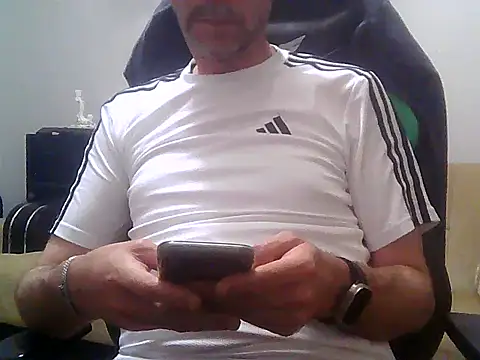 Snapshot of boran34 chatting on 05-30-26, 10:04 boran34 online show from 05-30-26, 10:04