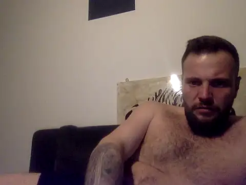 Snapshot of Dirty0892 chatting on 03-08-25, 06:05 Dirty0892 online show from 03-08-25, 06:05