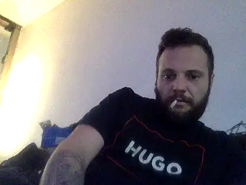 Snapshot of Dirty0892 chatting on 10-29-25, 02:38 Dirty0892 online show from 10-29-25, 02:38