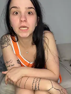 Snapshot of joeystaciee chatting on 06-14-26, 02:35 joeystaciee online show from 06-14-26, 02:35