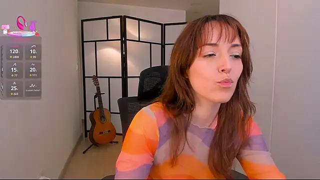 molly marmalade  online show from 05-13-26, 05:42