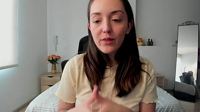 molly marmalade  online show from 03-04-25, 09:11