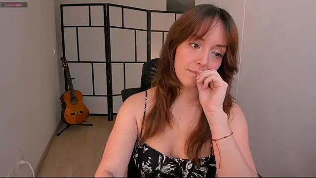 molly marmalade  online show from 06-24-26, 04:38