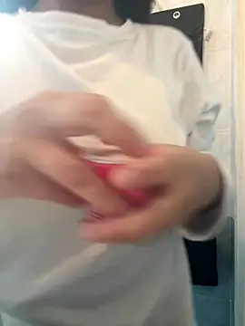 Aestheticsgirl online show from 11-27-25, 10:21