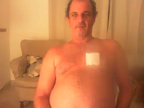 Snapshot of ConradinhoBR50 chatting on 09-29-25, 10:37 ConradinhoBR50 online show from 09-29-25, 10:37