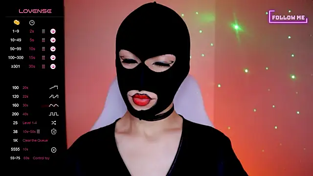 Snapshot of Bigfemblue chatting on 02-10-26, 11:15 Bigfemblue online show from 02-10-26, 11:15