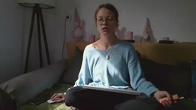 little-leni online show from 02-16-26, 10:14