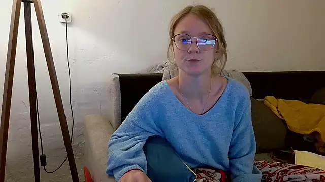 little-leni online show from 05-29-26, 08:37