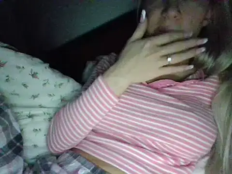 Snapshot of suuzykiss chatting on 02-02-25, 10:17 suuzykiss online show from 02-02-25, 10:17