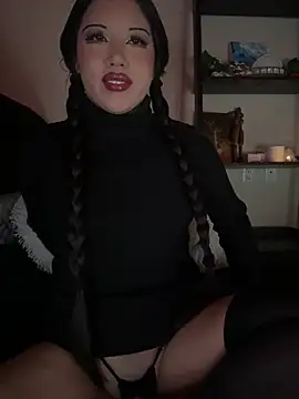 Snapshot of Amanita_Bloom chatting on 02-01-25, 02:37 Amanita Bloom online show from 02-01-25, 02:37