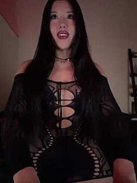 Snapshot of Amanita_Bloom chatting on 09-14-25, 03:51 Amanita Bloom online show from 09-14-25, 03:51