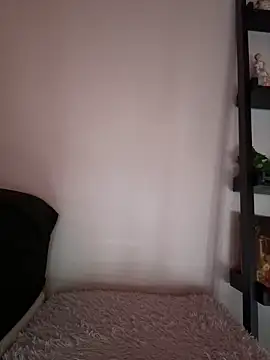 Snapshot of Amanita_Bloom chatting on 02-15-25, 06:02 Amanita Bloom online show from 02-15-25, 06:02