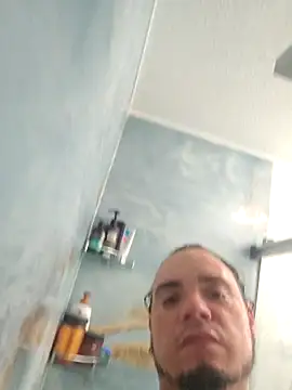 latinoflpr online show from 11-12-25, 02:37