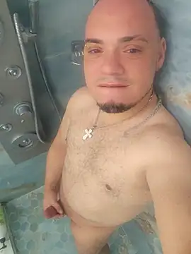 latinoflpr online show from 12-04-25, 11:48