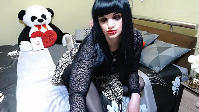 XLylyusX online show from 05-15-26, 10:35