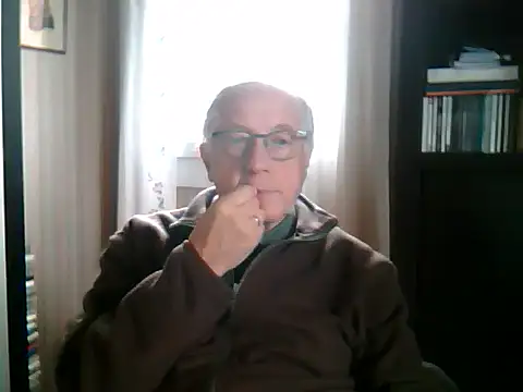 Snapshot of johnjohn622662 chatting on 09-20-25, 09:47 johnjohn622662 online show from 09-20-25, 09:47