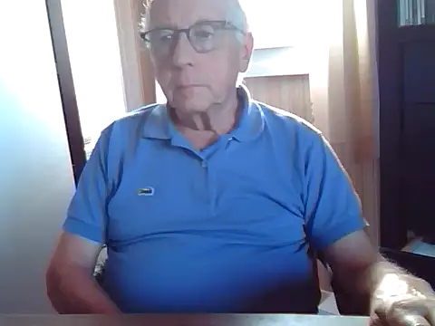 Snapshot of johnjohn622662 chatting on 09-09-25, 03:10 johnjohn622662 online show from 09-09-25, 03:10