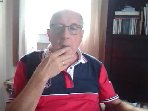 Snapshot of johnjohn622662 chatting on 09-28-25, 02:57 johnjohn622662 online show from 09-28-25, 02:57